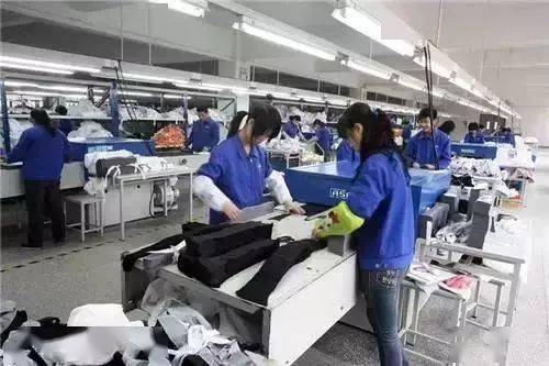 小批量服装加工厂的七大生存核心 在个性化市场中站稳脚跟